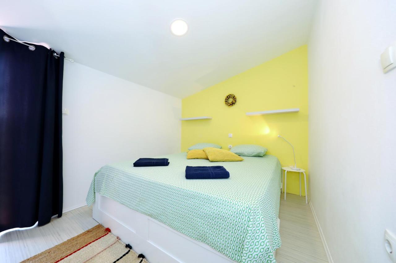 Apartment With Private Pool ซูโกชัน ภายนอก รูปภาพ
