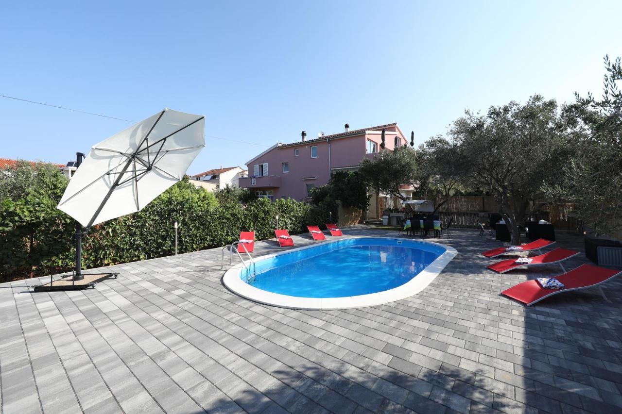 Apartment With Private Pool ซูโกชัน ภายนอก รูปภาพ